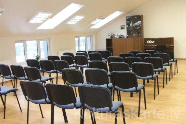 Konferenču zāle